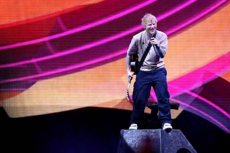 $!Ed Sheeran solicitó probar encebollado y consumir alimentos orgánicos durante su estadía en Quito.