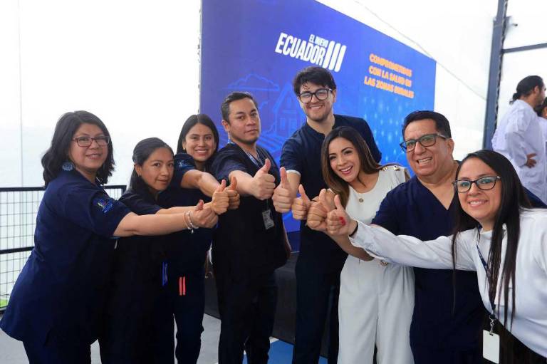 $!La reactivación del bono fue anunciada en un acto público en Guayaquil, con la presencia de autoridades nacionales y profesionales de la salud rural.