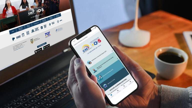 A través de la app móvil CNE APP puedes acceder al lugar de votación y resultados de la jornada electoral.