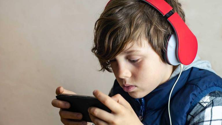 La vida de algunos adolescentes giran en torno a los videojuegos.