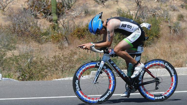 Unos 2.500 triatletas de 25 países participarán en el Ironman 70.3 de Ecuador