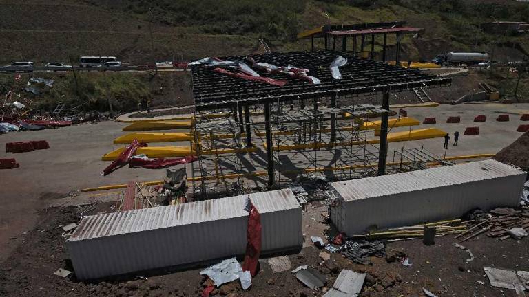 Ataque con explosivos destruye un peaje un día después de la posesión de Abelardo De la Espriella