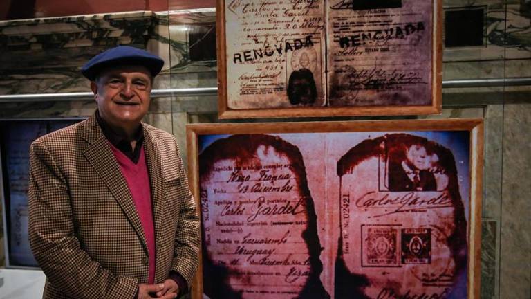 La cédula uruguaya, la letra de &quot;Volver&quot; y Paquita: algunos enigmas de Gardel