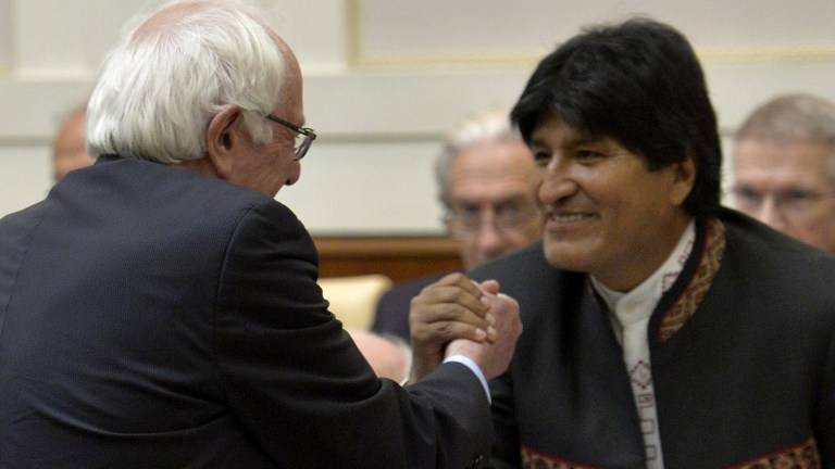 Correa, Morales y Sanders hablan de economía en el Vaticano