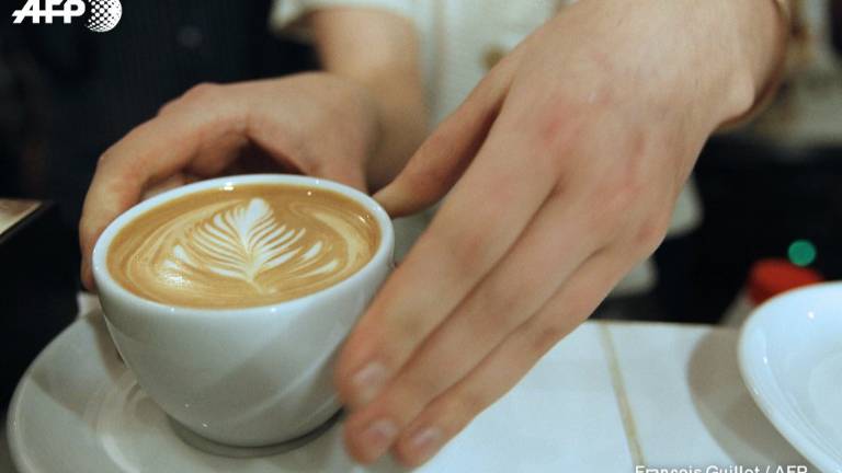 ¿Por qué las azafatas se aterran cuando el pasajero pide café?
