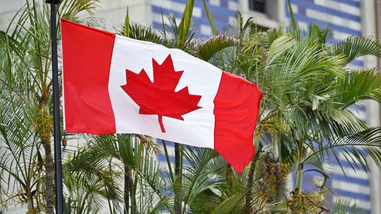 Ecuador reabre su oficina comercial en Canadá como paso previo a un tratado de libre comercio