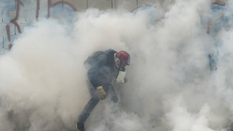 9 gobiernos latinoamericanos condenan violencia en Venezuela