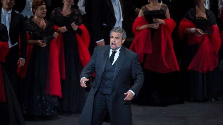 El acoso sexual como arma de poder: ¿"Cómo le dices que no a Dios?"