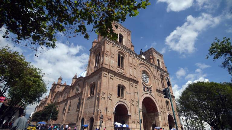 La ciudad de Cuenca este viernes 3 de noviembre cumple 203 años de Independencia.