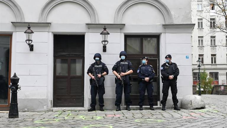 Viena sigue blindada por ataque de simpatizante del yihadista Estado Islámico
