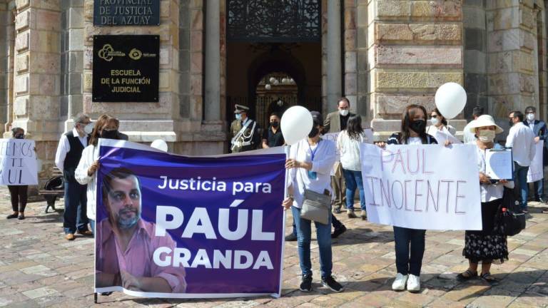 En Cuenca: familiares y amigos protestaron a favor de Paúl Granda