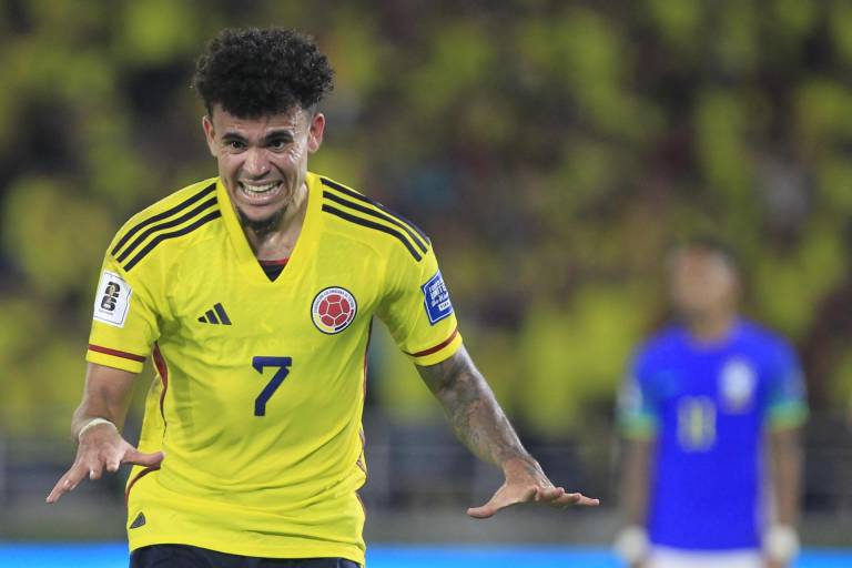 $!Luis Díaz de Colombia celebra su segundo gol este 16 de noviembre de 2023, en un partido de las Eliminatorias Sudamericanas para la Copa Mundial de Fútbol 2026.