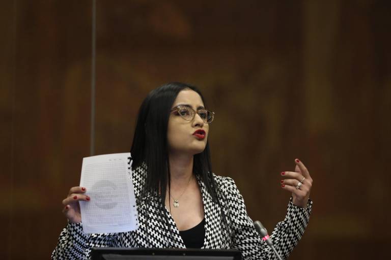 $!Viviana Veloz (UNES) fue elegida como primera vocal del Consejo de Administración Legislativa (CAL) hasta el final del período en 2025.