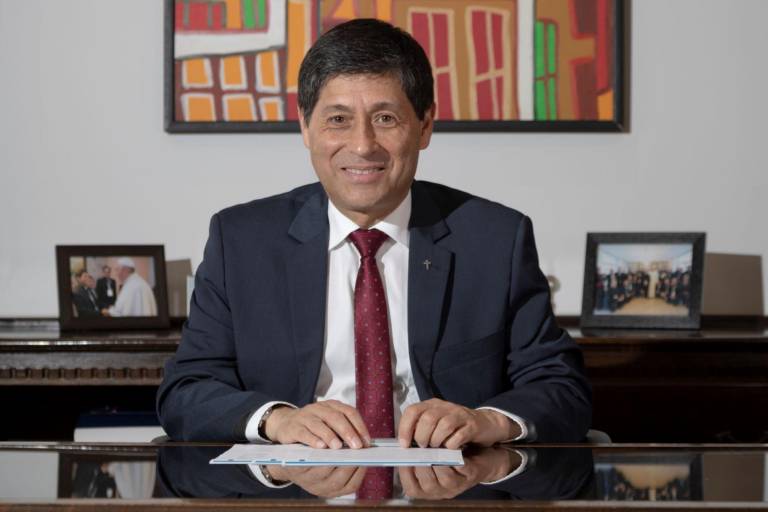 $!El doctor Fernando Ponce León, S.J., rector de la PUCE.