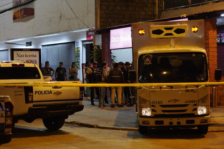 $!Escena del crimen, en los exteriores de una carnicería del sector Sauces 4.