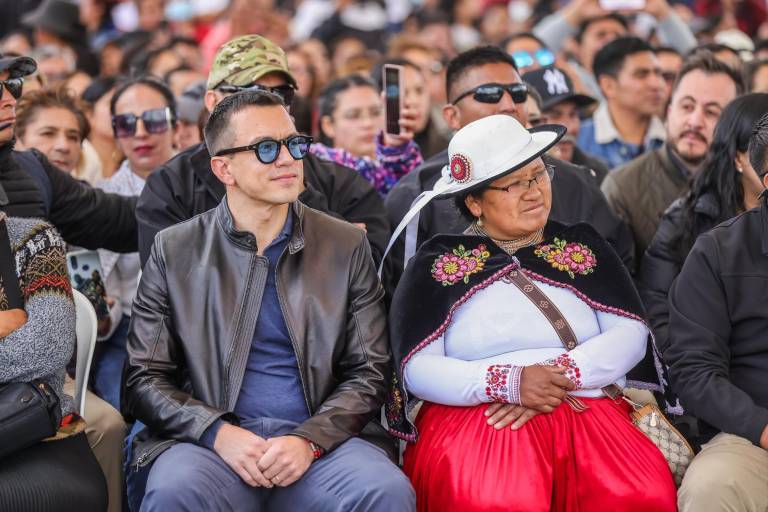 $!Daniel Noboa dio discurso en un colegio de Cuenca.