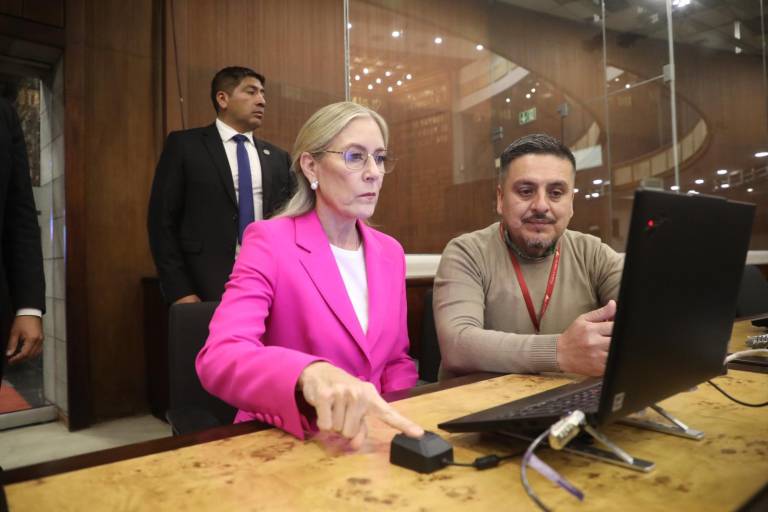$!Anabella Azin en la Asamblea.