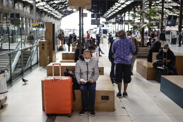 $!Francia impondrá una cuarentena obligatoria a los viajeros del Reino Unido.