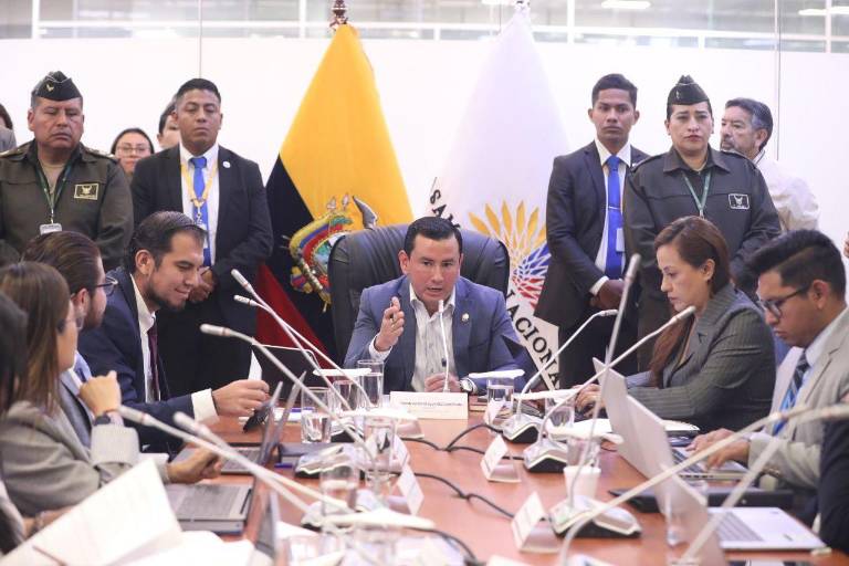 $!Ministro de Trabajo, Harold Burbano, acudió a la Comisión de Fiscalización de la Asamblea.