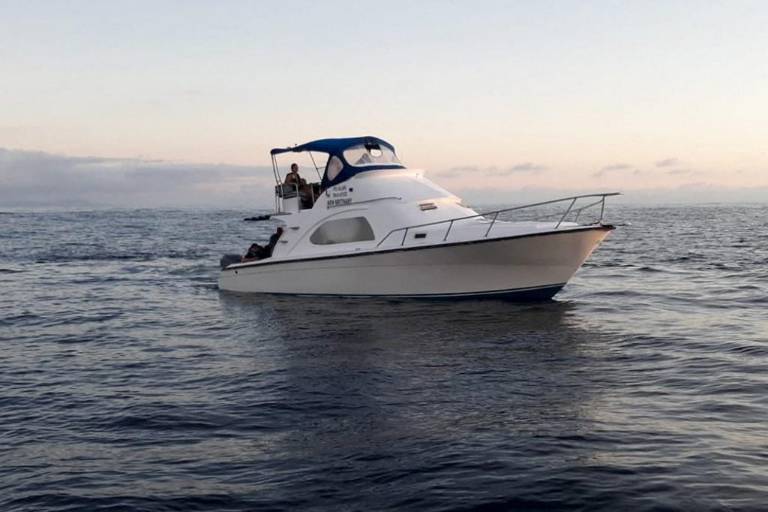 $!Marina rescata a 27 personas que estaban en una lancha a la deriva en Galápagos