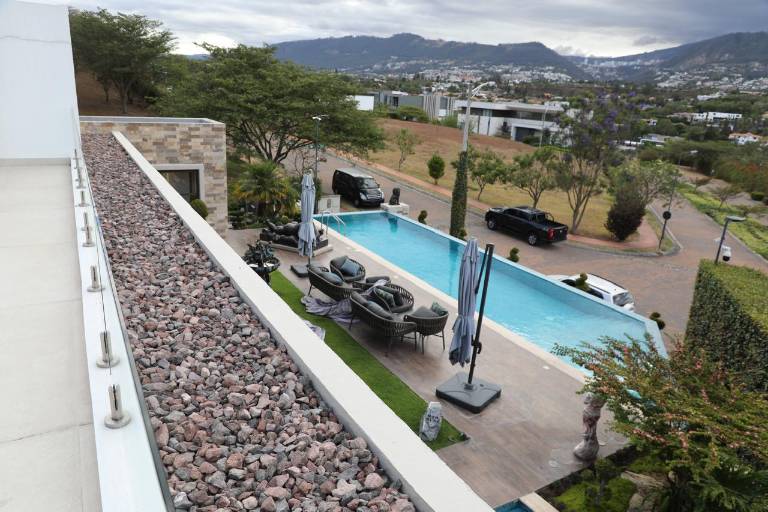 $!Detalle de la residencia en Cumbayá donde residía la hija de 'Gerente'.
