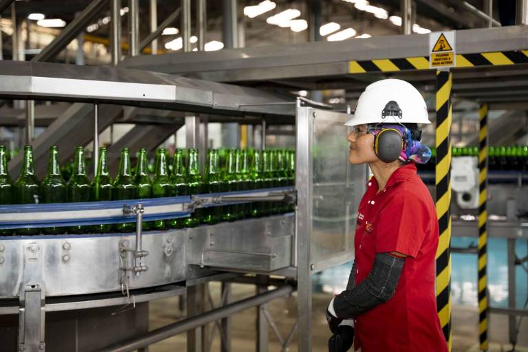 $!Proceso de reutilización de envases de vidrio en Cervecería Nacional.