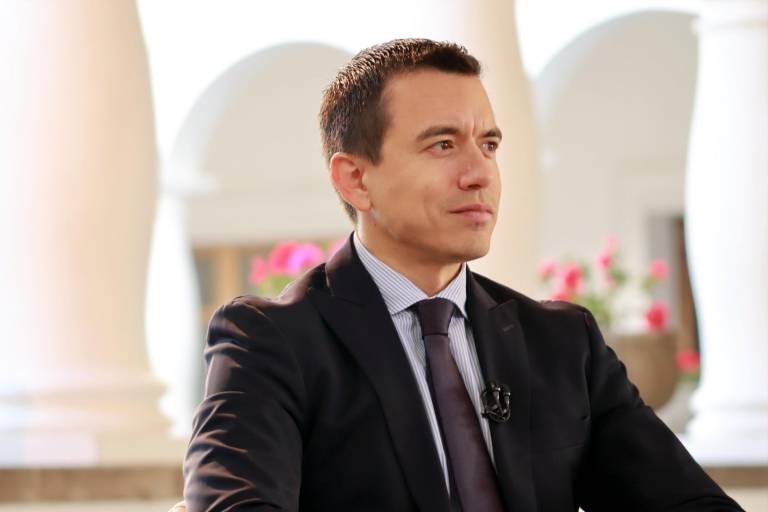 $!El presidente de la República, Daniel Noboa, en una entrevista al tratar sobre su propuesta de ley.