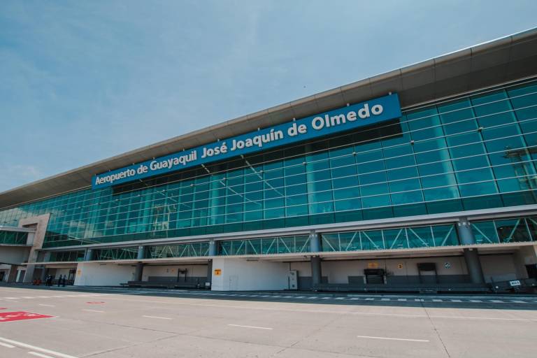 $!Aeropuerto Internacional José Joaquín de Olmedo.