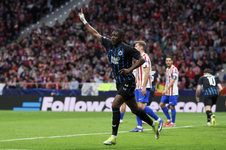 $!El defensa ecuatoriano del Club Brujas, Joel Ordóñez, celebra marcar un gol contra el Atlético de Madrid, el 24 de febrero de 2026.