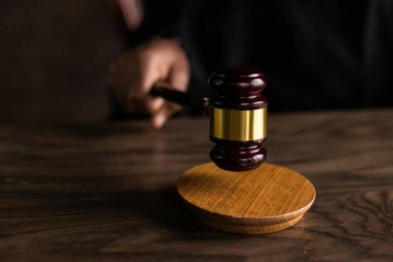 $!El caso de Jhony B. es el tercero en el que Estados Unidos concede el recurso de extradición a Ecuador desde el 2001. El traslado de los otros dos sujetos, solicitados por los presuntos delitos de violación y asesinato, fue aceptado el 22 de enero de este año.