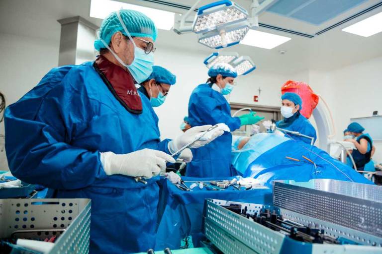 $!Omni Hospital realizó en lo que va del año cirugías cardiovasculares y cardiotorácicas; vasculares y endovasculares y de columna.