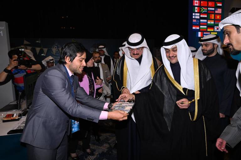 $!La innovación médica creada en la Católica de Cuenca participó en la Feria Internacional de Invenciones en Oriente Medio, en Kuwait. Allí obtuvo una medalla de plata.