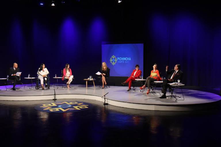 $!Carreteras, fiscalizar la actual administración y criar cuyes de exportación: Las promesas de los aspirantes a la Prefectura de Pichincha