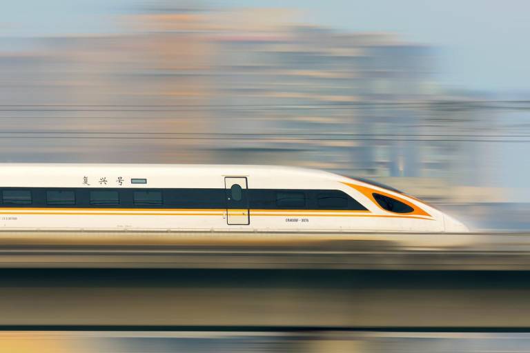 $!En Japón ya operan una gran cantidad de trenes cuya conducción es operada por Inteligencia Artificial.