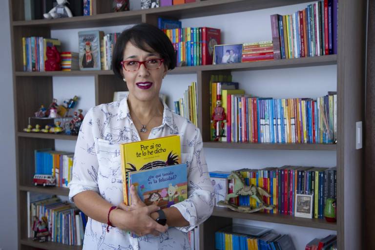 $!El libro Por sí no te lo he dicho de María Fernanda es de las obras que la escritora ecuatoriana más atesora y ella nos cuenta los motivos.
