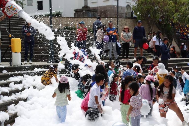$!Celebración del Carnaval en el Centro Histórico de Quito.