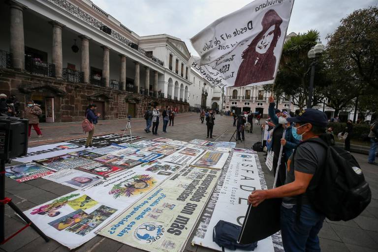 $!Cerca de 1.500 personas desaparecidas fueron recordadas con un mural y plantón en Quito