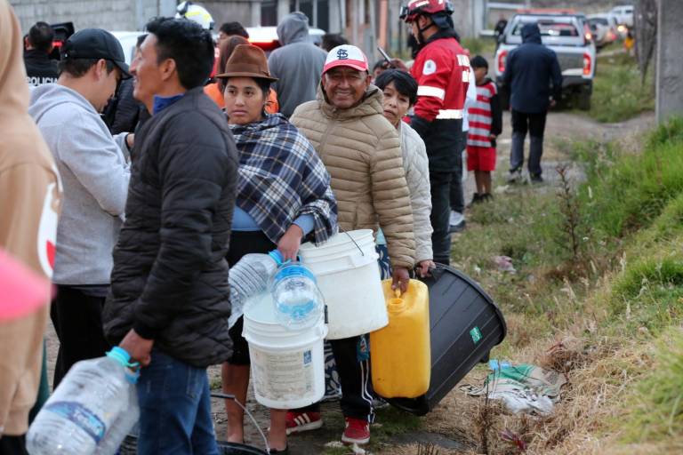 $!Gobierno también dotará de agua a los barrios del sur de Quito.