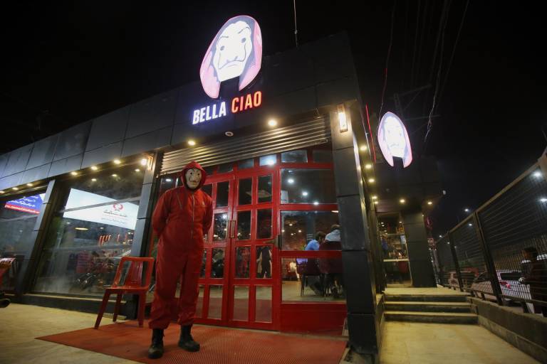 $!El ingreso de la cafetería Bella Ciao localizado en Pakistan.
