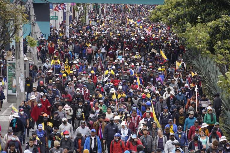 $!Marcha encabezada por Leonidas Iza recorre calles del centro norte de Quito.