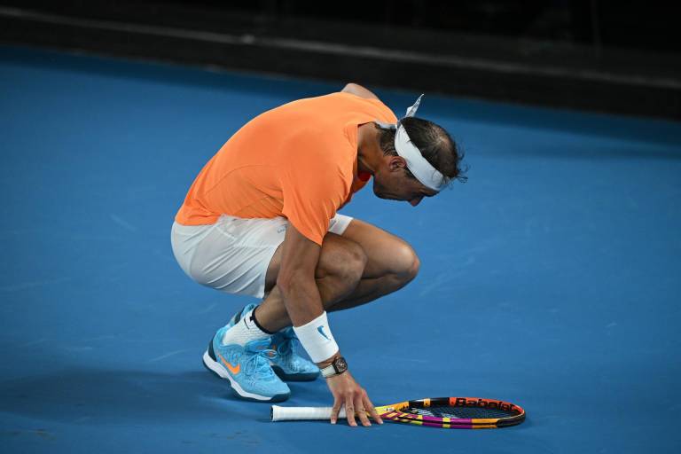 $!Esposa de Nadal rompe en llanto tras la lesión del tenistaque lo sacó del Australian Open