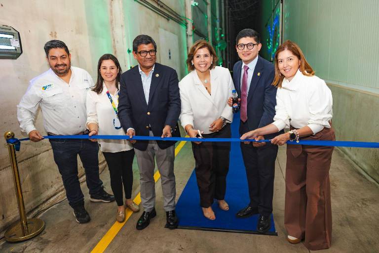 $!Esaú Cervantes, gerente de Agro para la Region Andina de PepsiCo; ⁠Ximena Daza, directora de Operaciones para la región Andina; Luis Alberto Jaramillo, ministro de Producción, Comercio Exterior e Inversiones; Elaina Licairac, gerente general de PepsiCo Alimentos Ecuador; Juan Pablo Quezada, viceministro de Desarrollo e Innovación Rural; y María Paula Cano, directora Senior de Asuntos Corporativos para la región Andina.