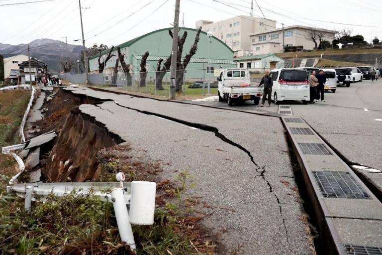 $!Japón fue azotado por un fuerte terremoto de 7,6 y con posibilidad de tsunami.