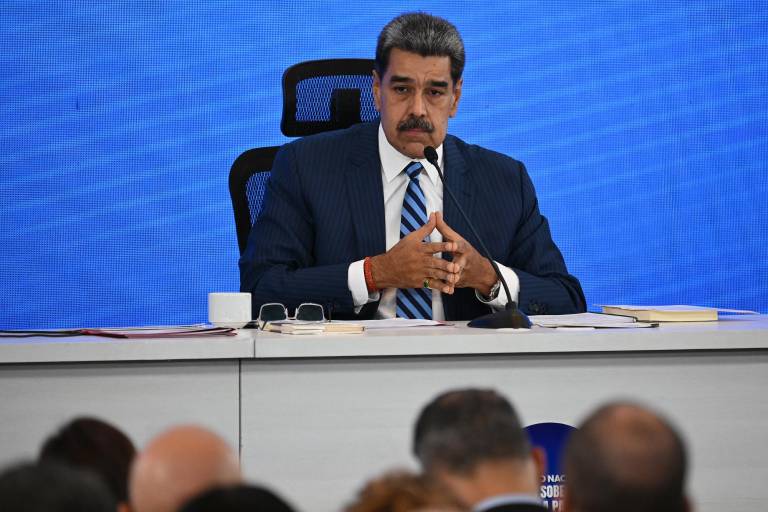 $!El presidente de Venezuela, Nicolás Maduro, en el Encuentro de Juristas en Defensa del Derecho en Caracas, el pasado 14 de noviembre de 2025.