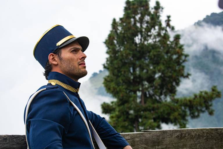 $!El actor velezolano, Emmanuel Palomares, encarna al León de Febres-Cordero, quien es el protagonista de Camino a la libertad.