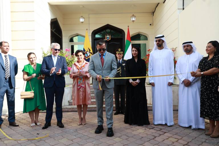 $!El presidente Daniel Noboa en la embajada del Ecuador, ubicada en Abu Dabi.