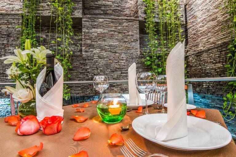 $!A la luz de las velas una