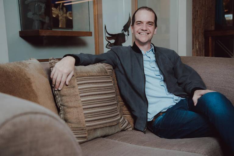 $!El comediante argentino nos contó cómo fueron sus primeros años en la actuación de teatro hasta volverse viral con “La pareja del mundial”.