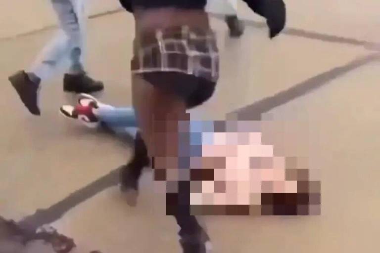 $!Fiscal de Missouri busca acusar como adulta a adolescente que dio brutal golpiza a estudiante en caso que se ha vuelto viral