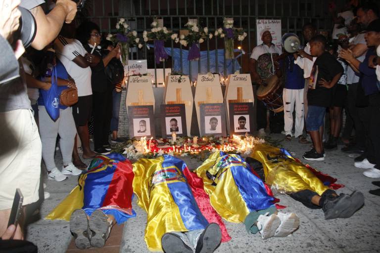 $!Evento en conmemoración por la muerte de los cuatro niños de Las Malvinas.